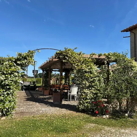 Casale Il Cantico Della Tenerezza アッシジ