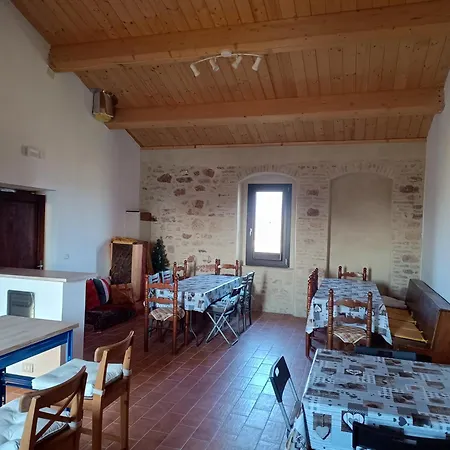 Casale Il Cantico Della Tenerezza Hébergement de vacances *