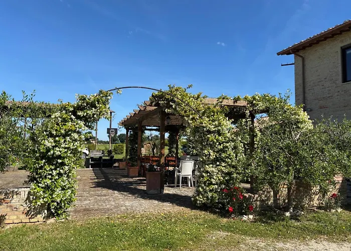 Casale Il Cantico Della Tenerezza Ассизи