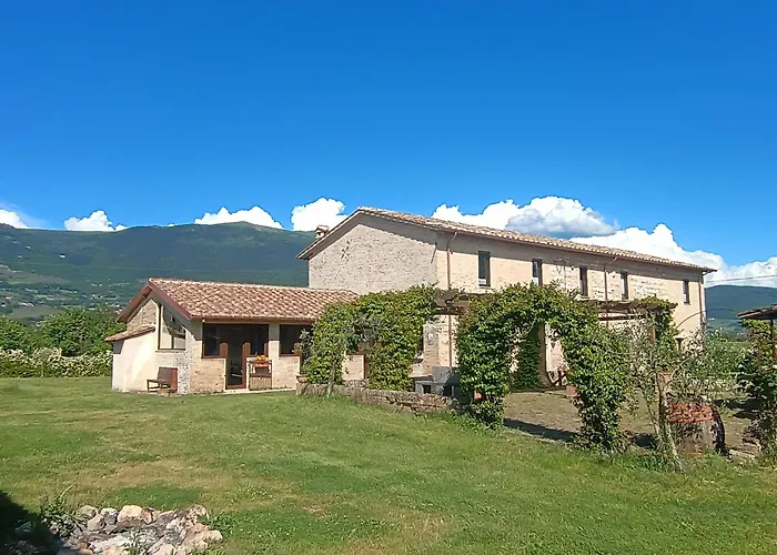 Casale Il Cantico Della Tenerezza 펜션